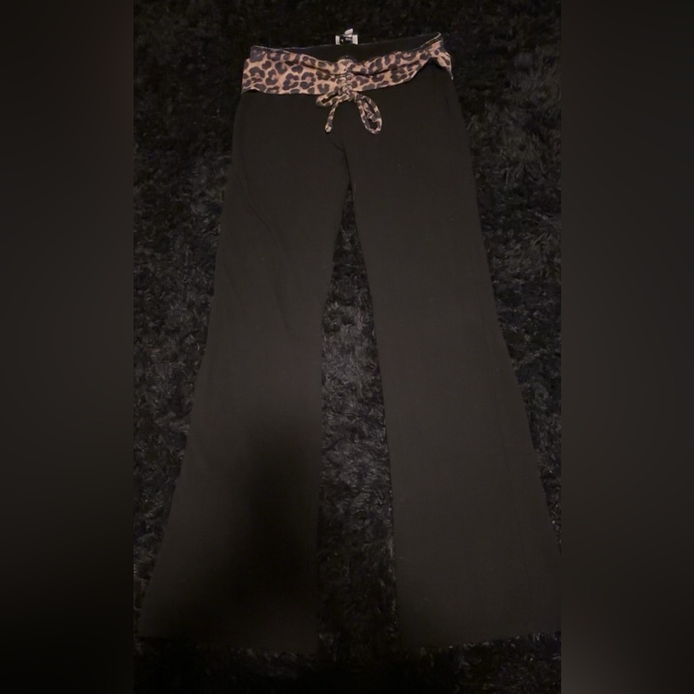 Leopard print fold over leggings